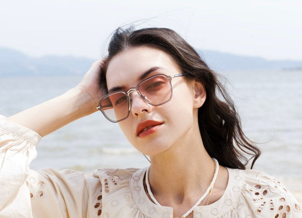 pink sunglasses