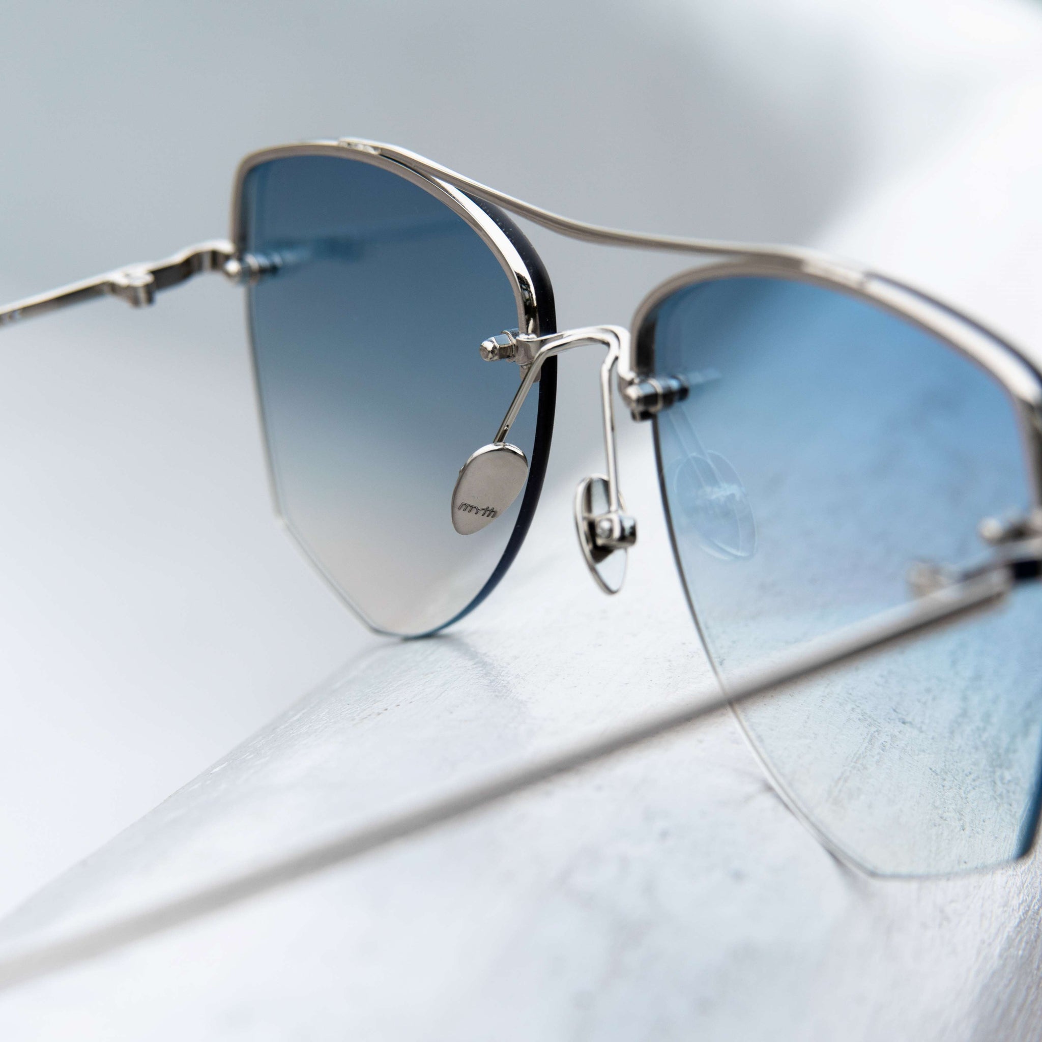 MYTH GREECE DEMETER Gradient lenses blue