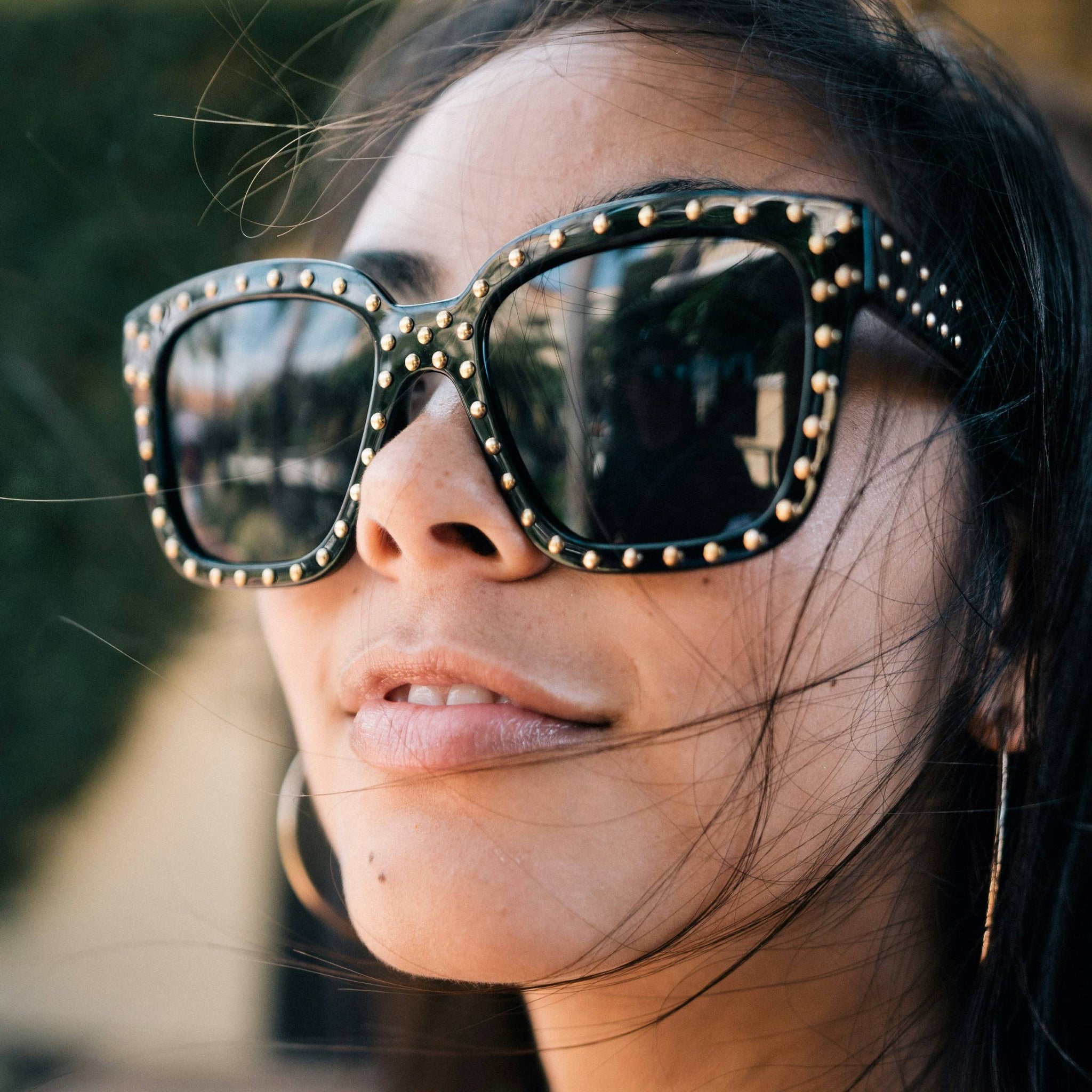 Guide on the Best Sunglasses for Low Nose Bridge