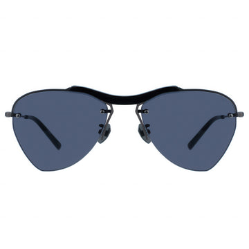 Heart-shaped sunglasses with dark lenses 